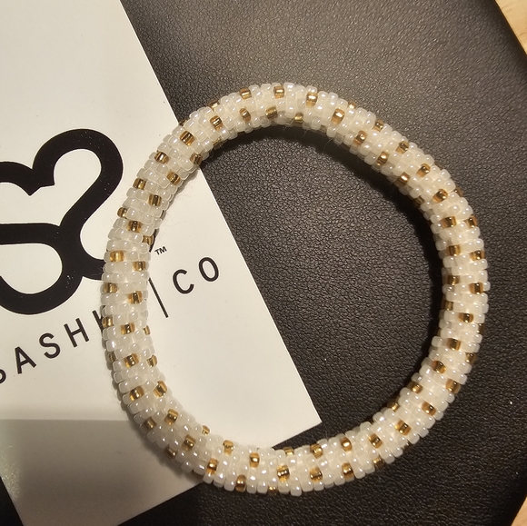 6 Sashka Bracelet Bundle - Picture 6 of 7